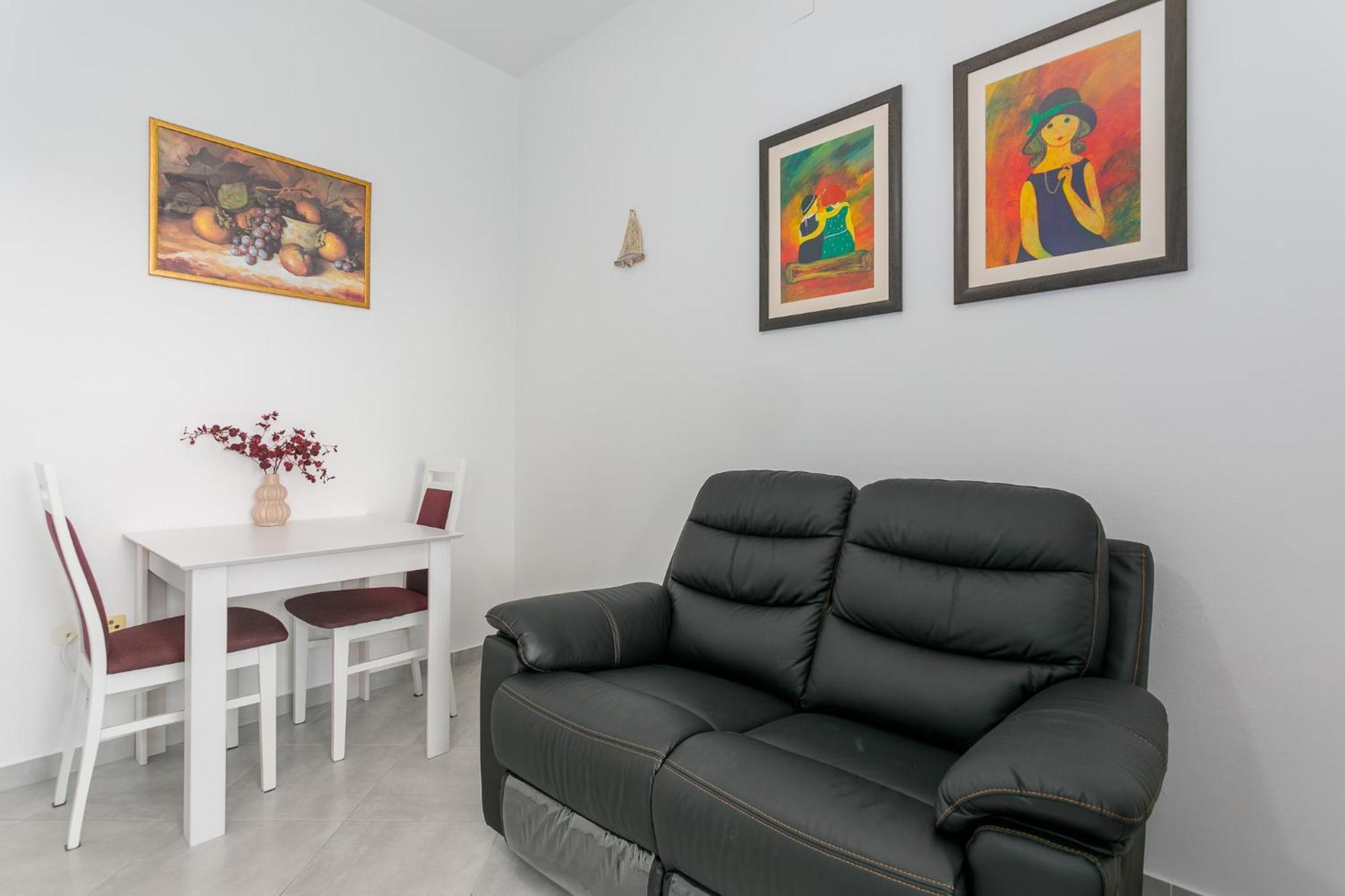 Apartments Delfin Krk Town Luaran gambar