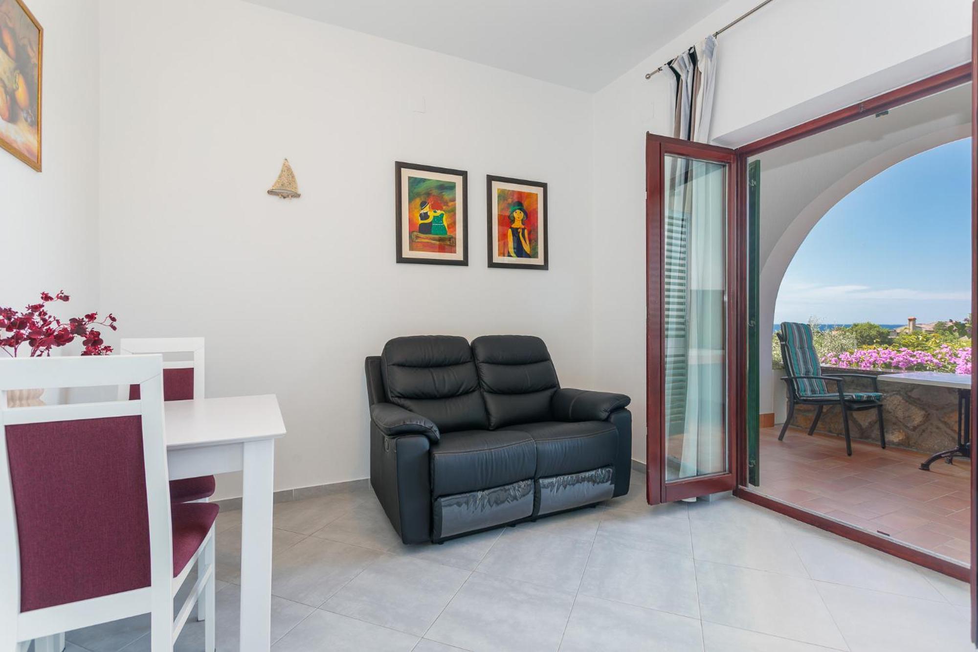 Apartments Delfin Krk Town Luaran gambar