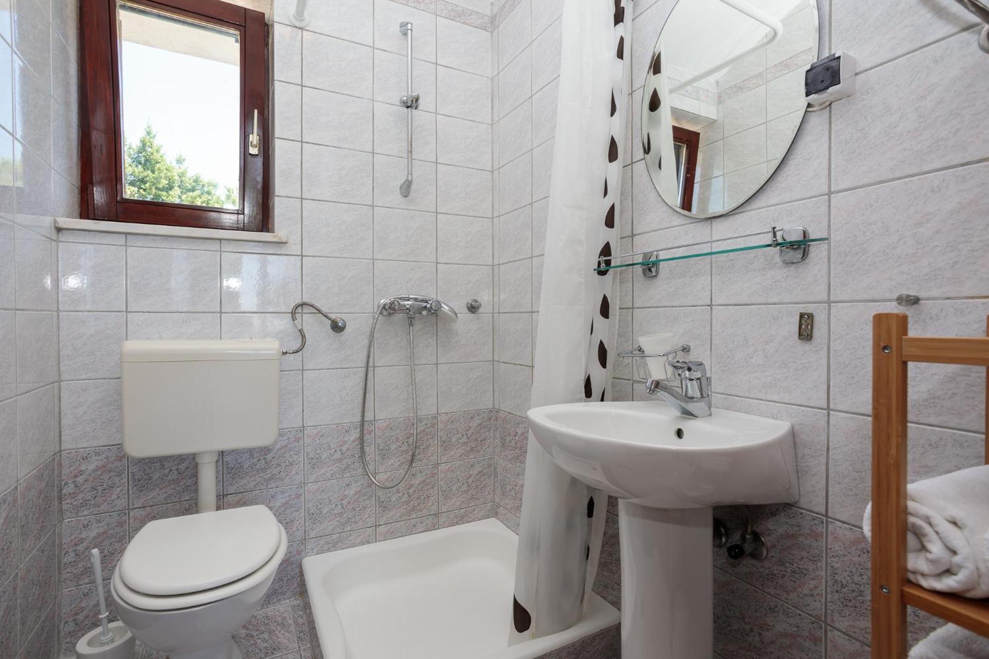 Apartments Delfin Krk Town Bilik gambar